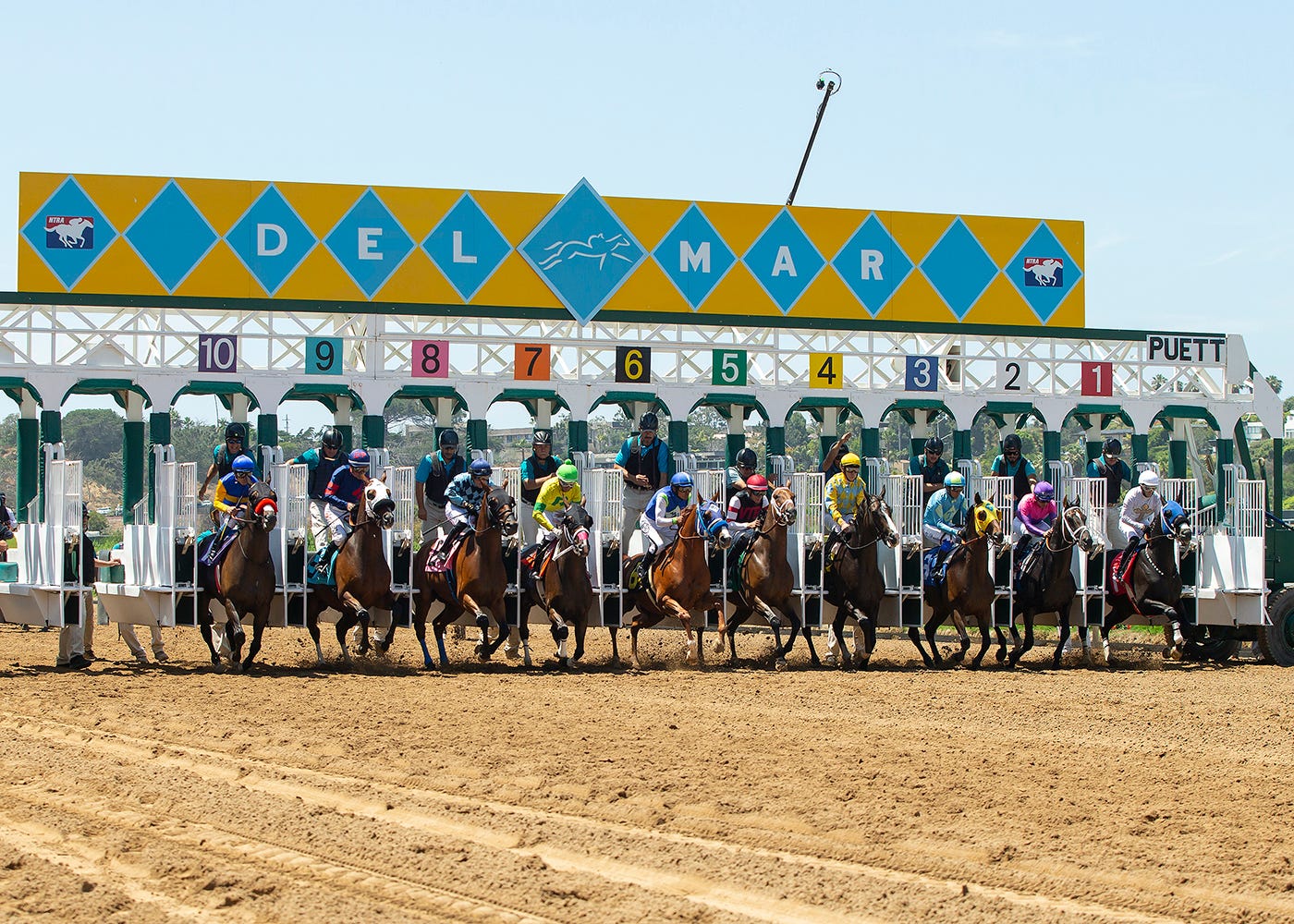 Del Mar cancels Sunday card as rain from Hurricane Hilary approaches